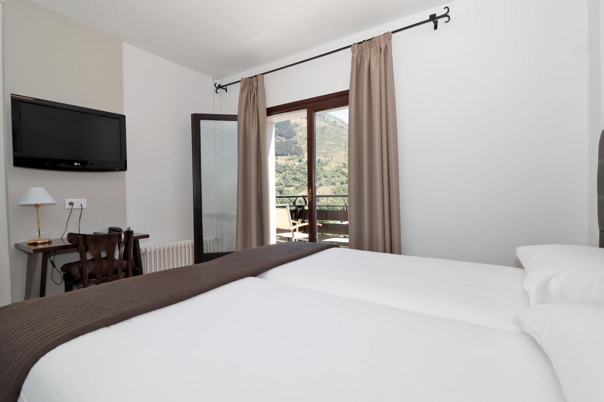 Hotel Blu Aran Vielha Kültér fotó